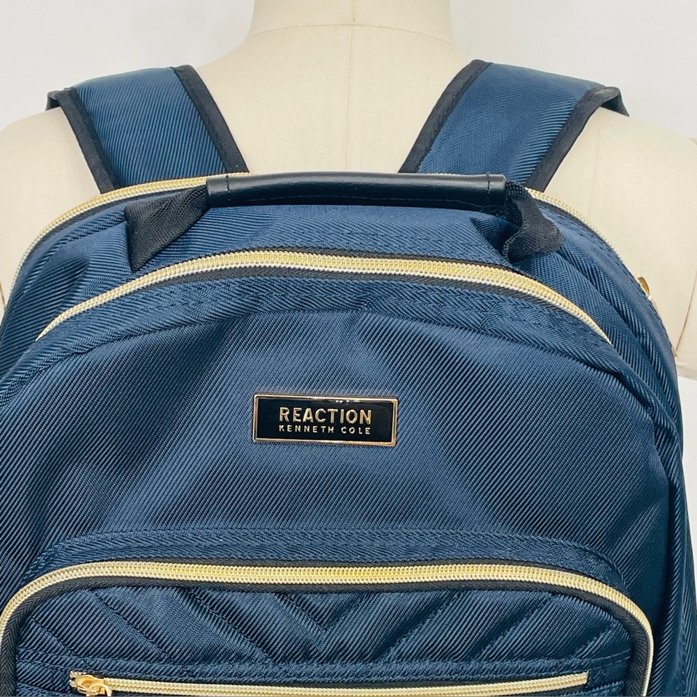 Kenneth Cole Reaction Chelsea Chevron 15-Inch Laptop and Tablet Backpack Navy - Picture 4 of 15